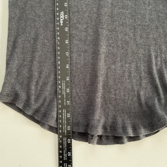 Aerie Real Soft Henley T-Shirt Sz S Gray Bella Swan Essential Layering Thermal - Picture 4 of 11